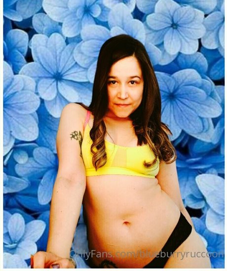 blueburryruccoon modèle pornographique galeries