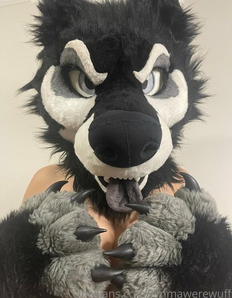 emmawerewuff modèle chaud des photos