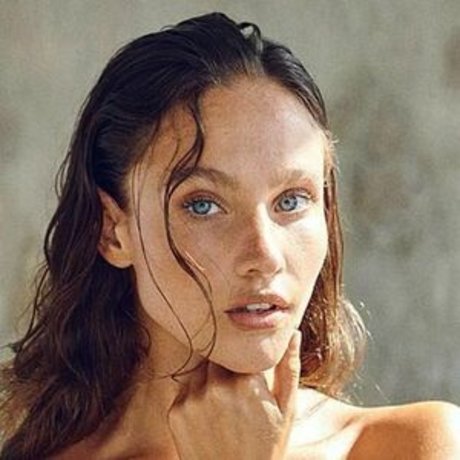 Bonnie Weddell modèle exclusif collection