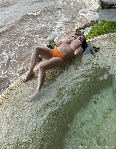 leannecrow modèle chaud photo