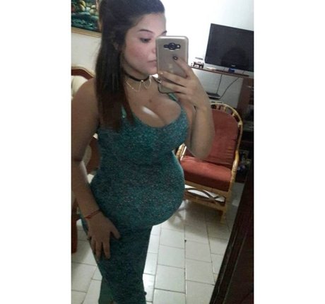 Maria Paola modèle adulte image