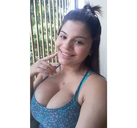 Maria Paola art de star du porno photos