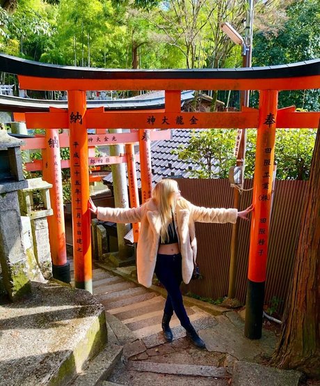 natnevv étoile érotique collection