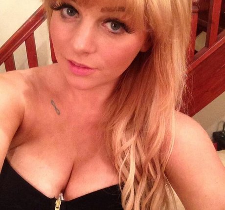 Gina May Mielke modèle de sexe galeries