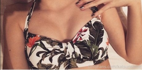 katsunshine actrice sexy image