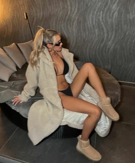 Payton Ramolla star du porno exclusive photos