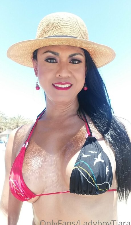 ladyboytiara actrice sexy galeries