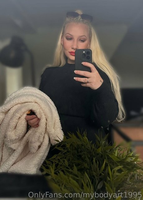 mybodyart1995 jolie étoile photos