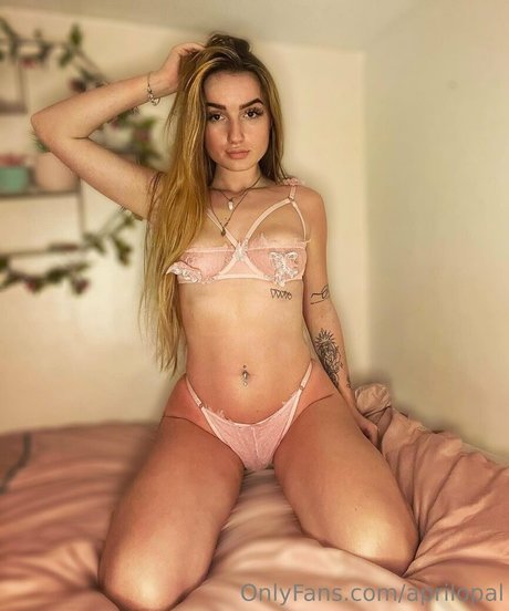 aprilopal modèle de haute qualité photos