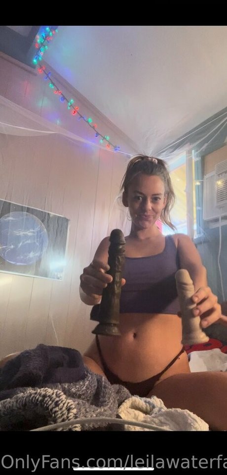 leilawaterfalls modèles nus image