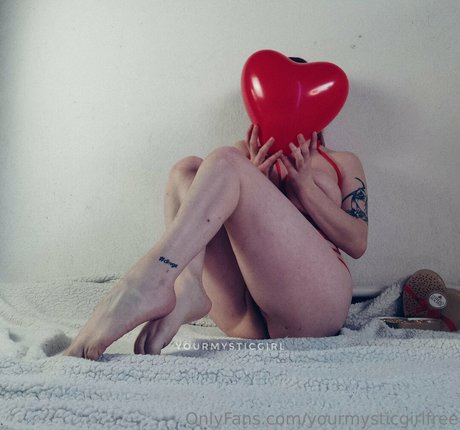 yourmysticgirlfree haut de star du porno img