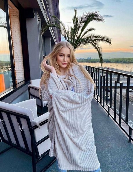 hailey xxx modèle xxx collection