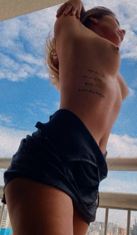 Talita Marin haut modèle galeries