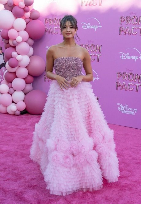 Peyton Elizabeth Lee star du porno chaud images