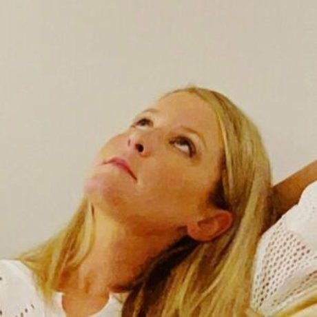 Jul4Le modèle porno image