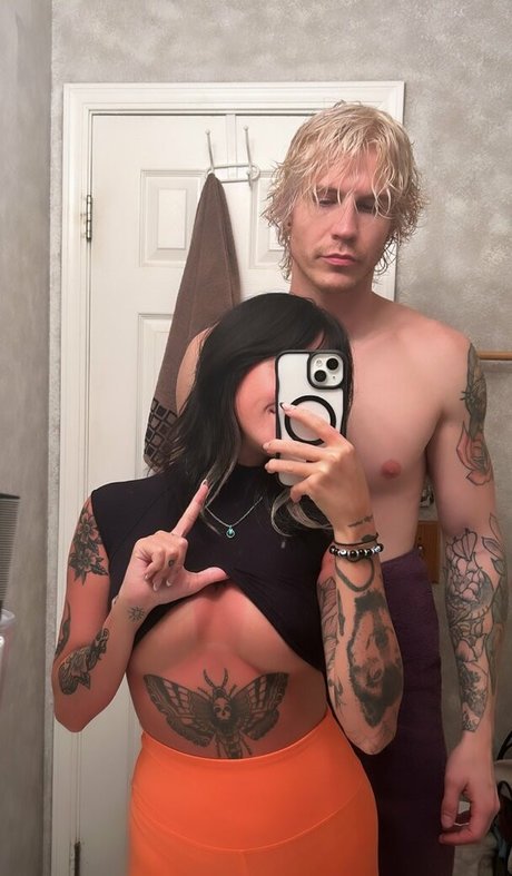 luciferisfemale modèle de haute qualité des photos