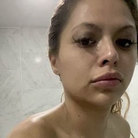 notyourfuturegirlfriend modèle de haute qualité images