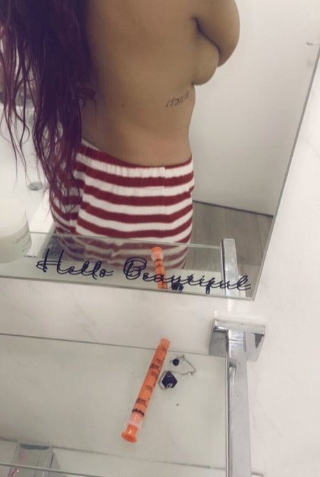 trio sous la douche onlyfans pornographique érotique galerie