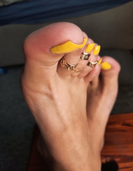 goddesstessaprag actrice chaude images