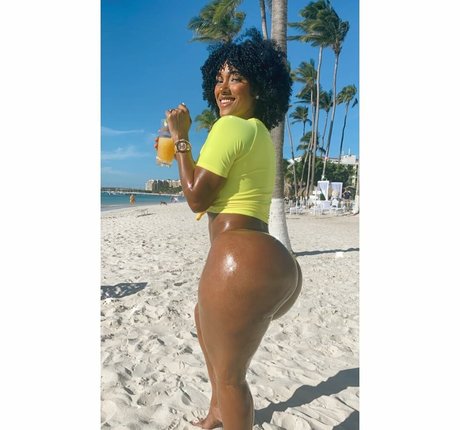 jolie pipe onlyfans pornographique chaud img