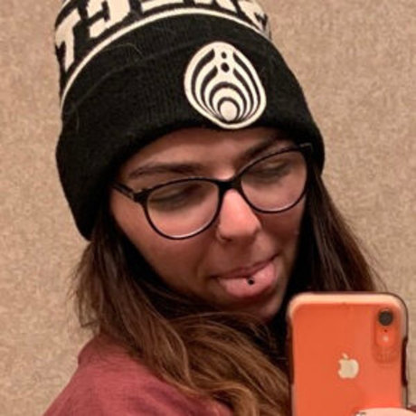 Karlie Flowz ASMR actrice artistique galerie