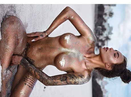 Annaksyuk modèle photo