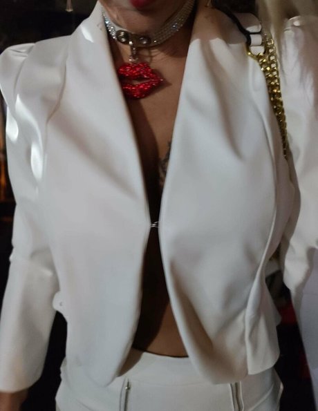 hotcassandraxxx star du porno de haute qualité image