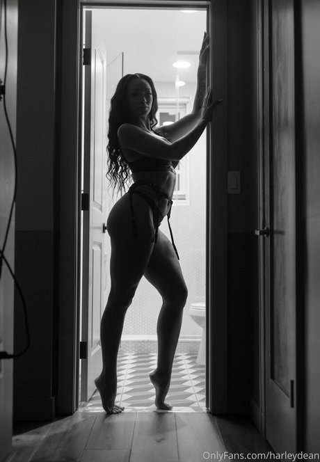 harleydean modèle xxx img