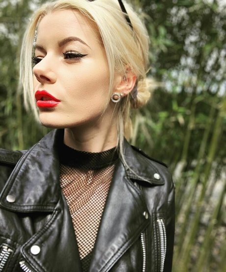 Honeybabesugarpiie modèle artistique img