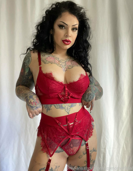 monicazamoraofficial star du porno en haute qualité galerie