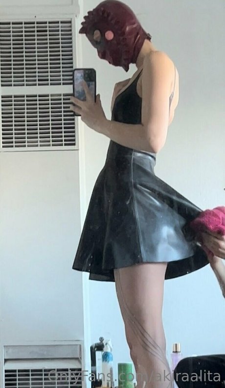 akiraalita modèle de haute qualité galerie