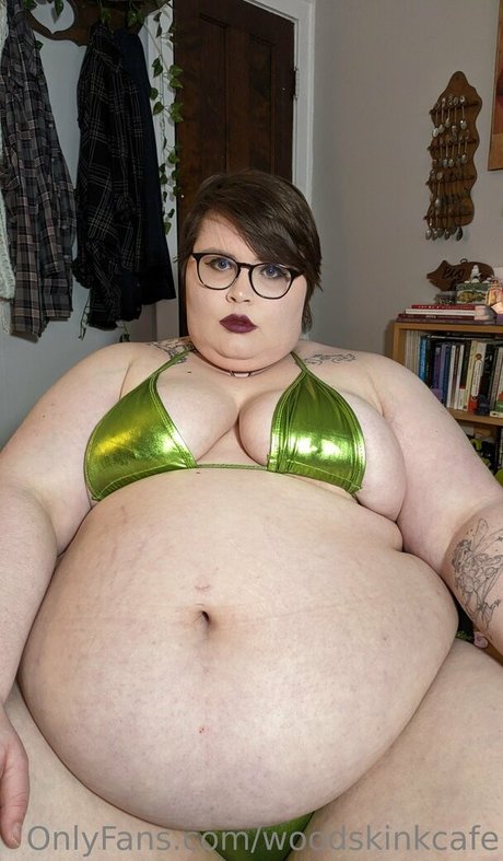 woodskinkcafe modèle xxx collection