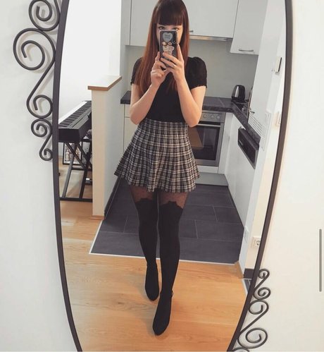 ManaRuka modèles nus galeries