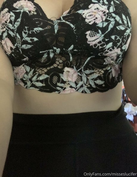 lucigonewild modèle magnifique collection