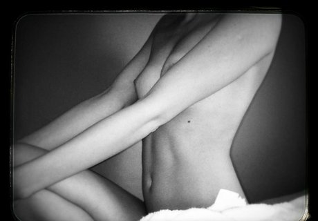 birtabakilham modèle artistique des photos