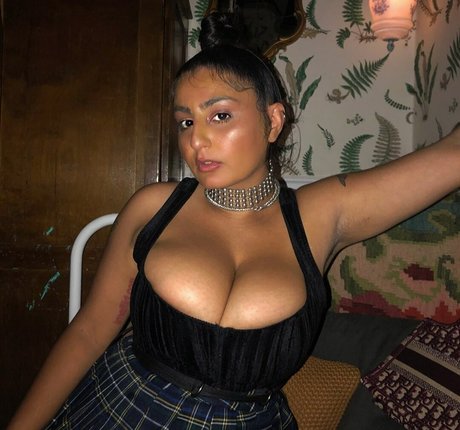 ébène en direct uniquementfans gratuit belle archive