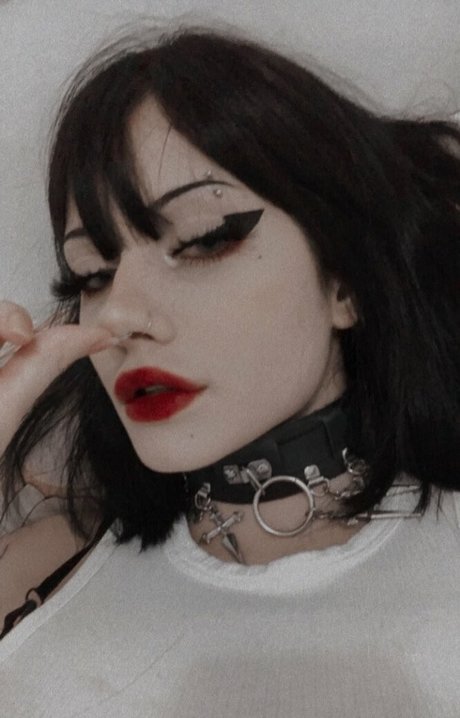 Asttaroth étoile sexy photos