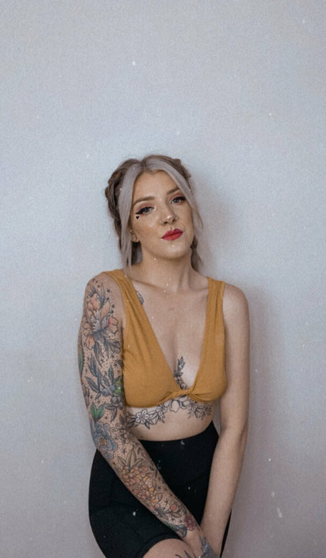 nue enceinte onlyfans joli art image