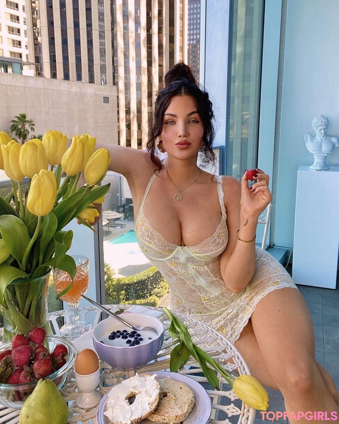 Natalie Halcro star du porno de haute qualité images