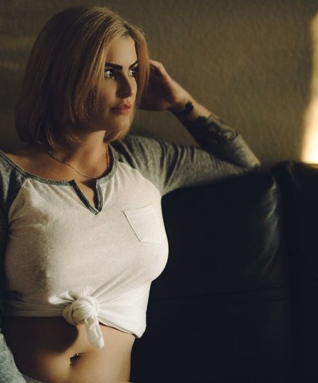 Natalie Rose modèle exclusif photos