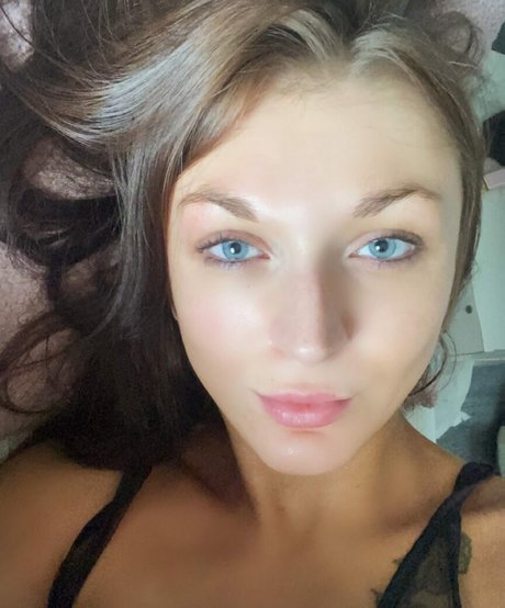 pawg blonde uniquementfans chaud adulte images