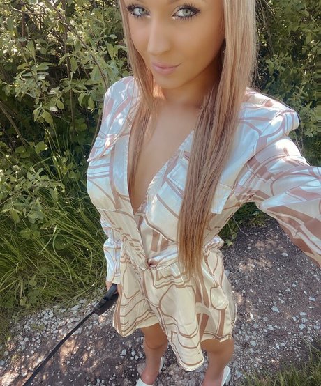 Saffronleigh modèle joli galeries