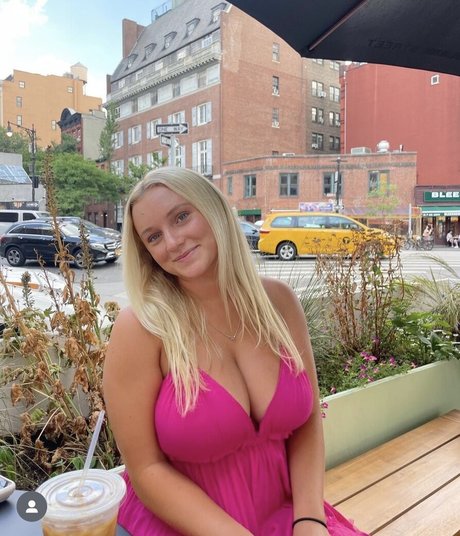 Katherine B étoile exclusive image