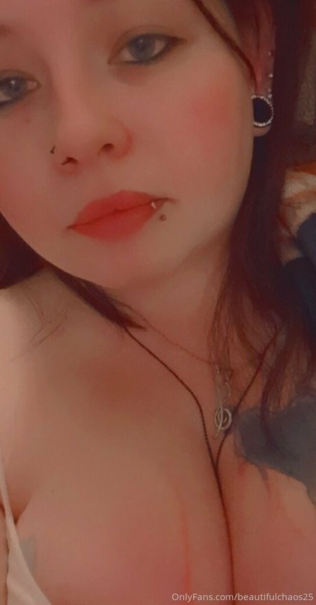 beautifulchaos25 modèle de haute qualité des photos