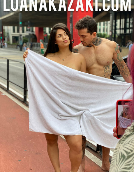 kazakiluana star du porno nue des photos