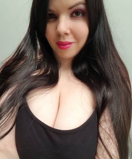 Nina Nightbloom étoile de haute qualité collection