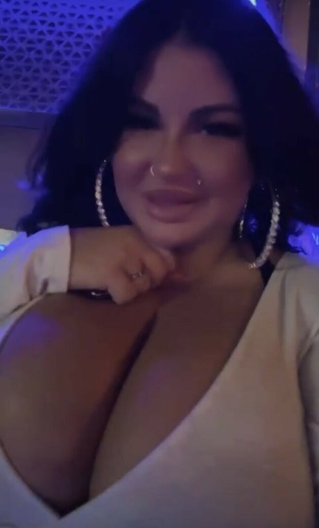 Mila Kokoscha star du porno sympa collection