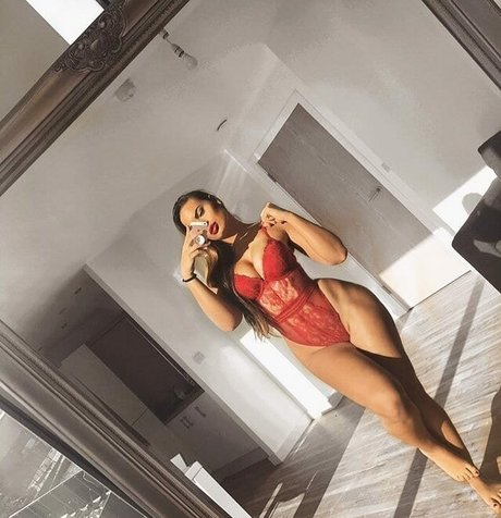 Chiara Pugliesi étoile nue galerie