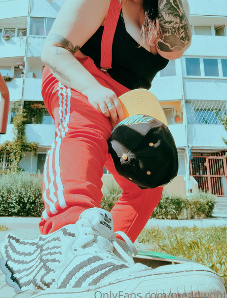 meanwoof actrice xxx des photos