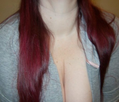 aisselles poilues onlyfans gratuit de haute qualité photos